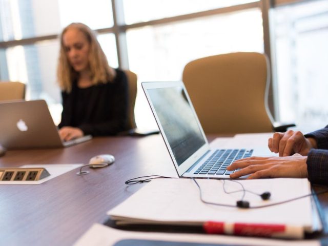 Yazılım Outsource Hizmeti Nasıl Çalışır?