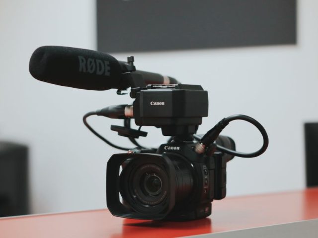 Video Prodüksiyon Ekipmanları Hakkında Bilinmesi Gerekenler